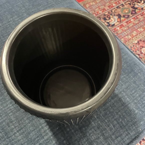 COPY - Brand new Ugg waste basket - Picture 4 of 10